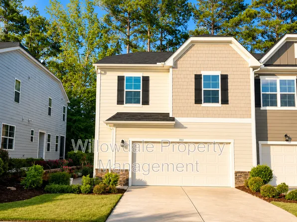 203 Gremar Dr, Holly Springs, NC 27540