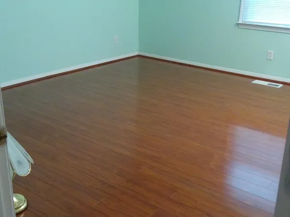 2819 Chelsea Ct, Blacksburg, VA 24060