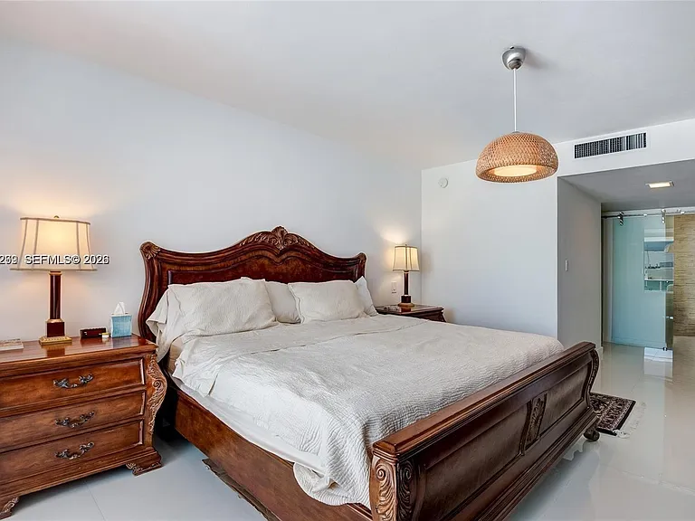 1000 West Ave #TS8 — Photo 8