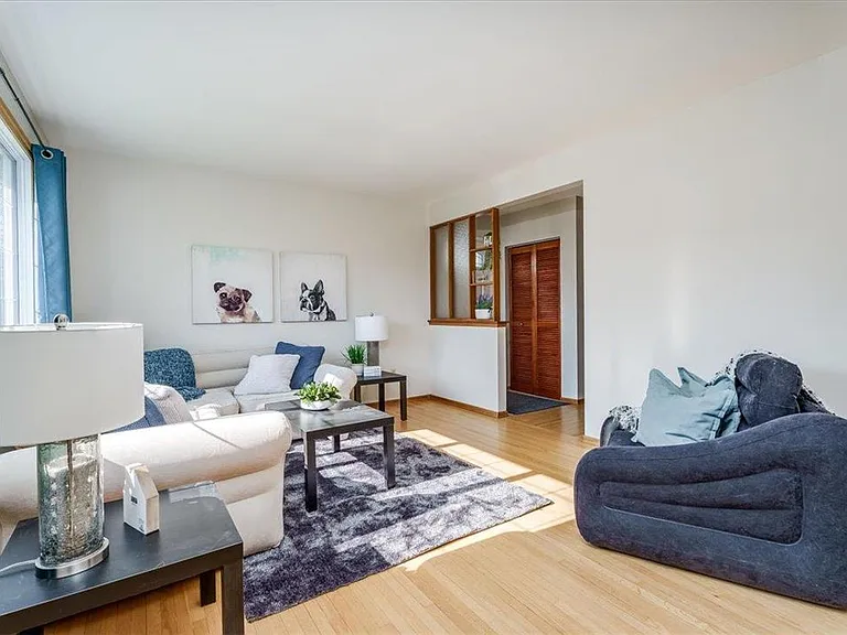 15 Lomond Blvd #15 — Photo 7