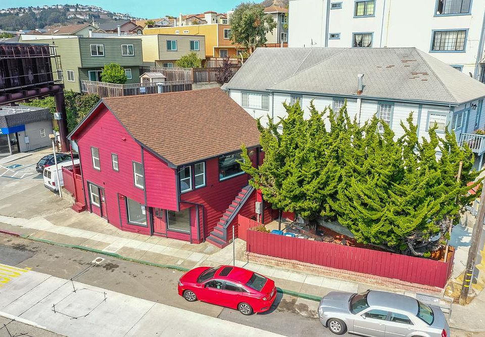 1st image of 7685 El Camino Real