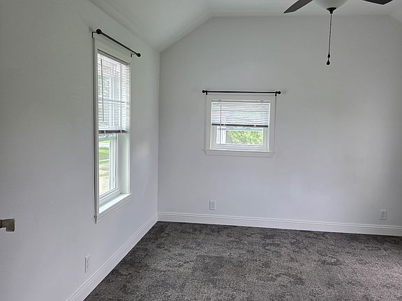 3rd image of 344 W Cherry St #2