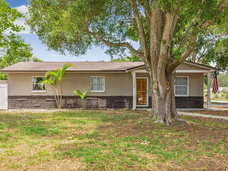 1308 Lynn Ave