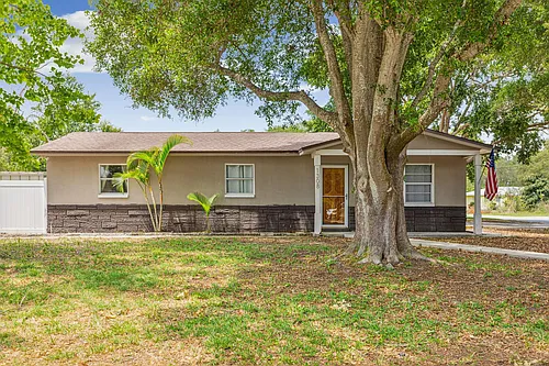 1308 Lynn Ave Photo 1
