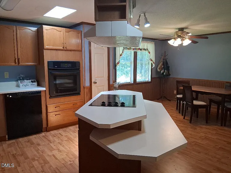 20 Rus Dr — Photo 5