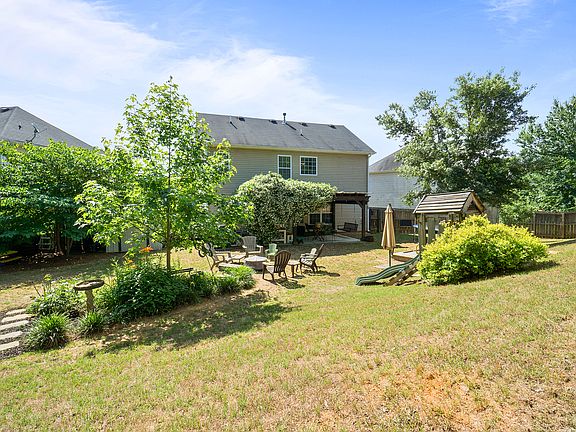 3rd image of 2761 Marisol Way