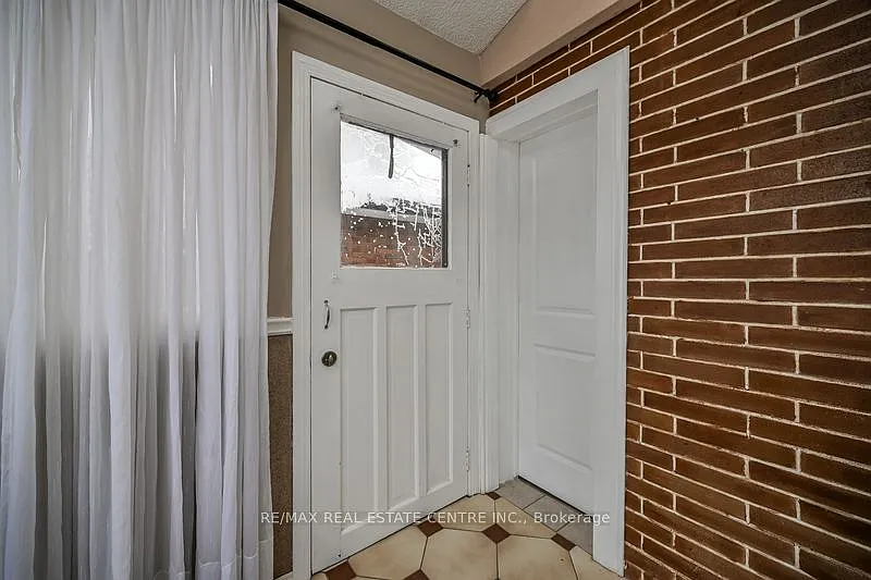 1 bed, $1,395 — Photo 2