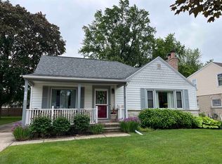 225 E Coolidge Ave, Appleton, WI 54915