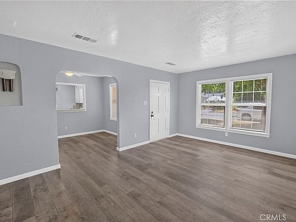 5th image of 1700 Union Ave