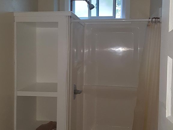 4th image of 127 N Allen St APT 2