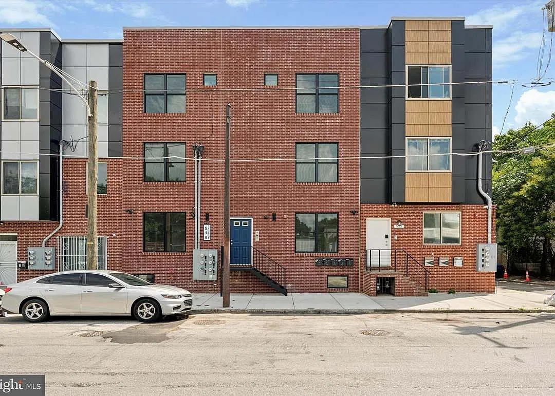 518-520 W Susquehanna Ave — Photo 1