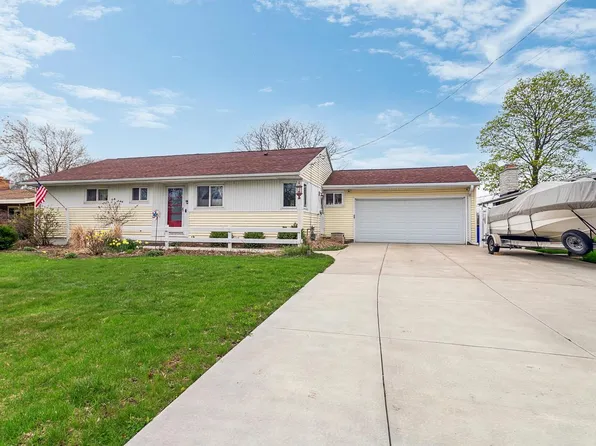 4473 Glenway STREET, Wauwatosa, WI 53225
