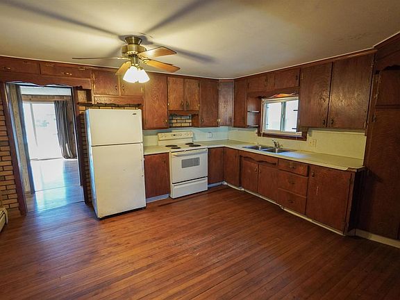 2nd image of 1211 LANDALL AVENUE