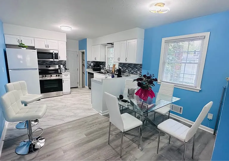 3670 Craig Ave — Photo 3