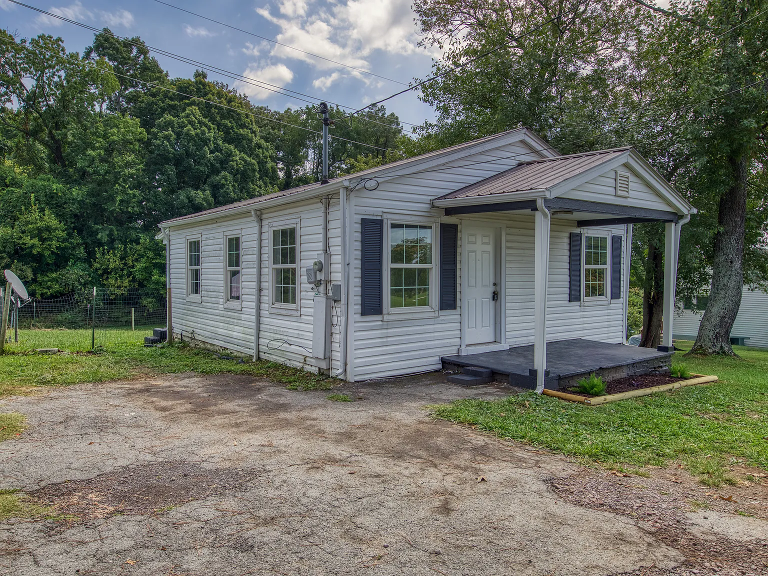 2 bed, 900 sqft, $1,700 — Photo 3