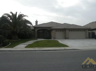 12005 Trackside Dr, Bakersfield, CA 93312