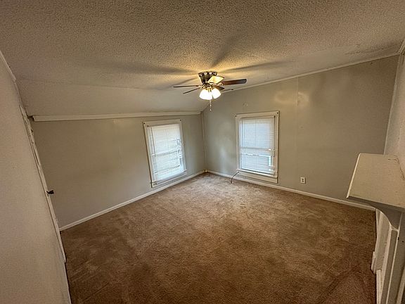 5th image of 324 Hudson St