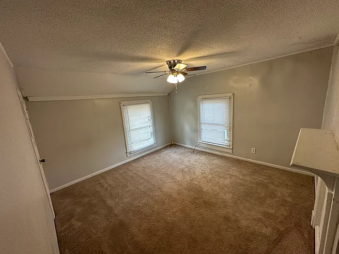 324 Hudson St — Photo 5