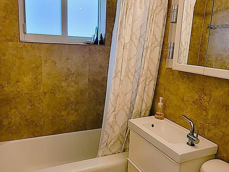 1401 NE 17th Way — Photo 22