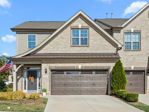 810 Socata Ln, Mebane, NC 27302