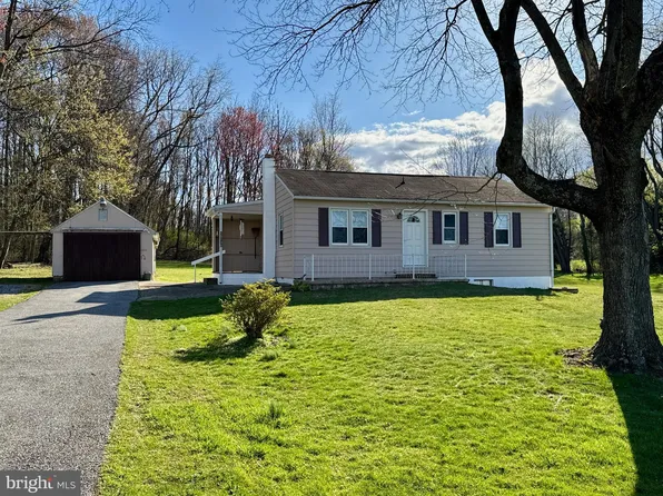 15730 Whitcraft Rd, New Freedom, PA 17349