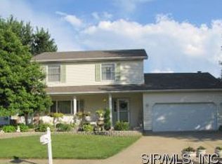 1008 Chancellor Dr, Edwardsville, IL