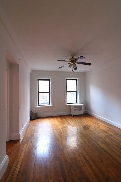 1st image of 465 W 51st St #1DD