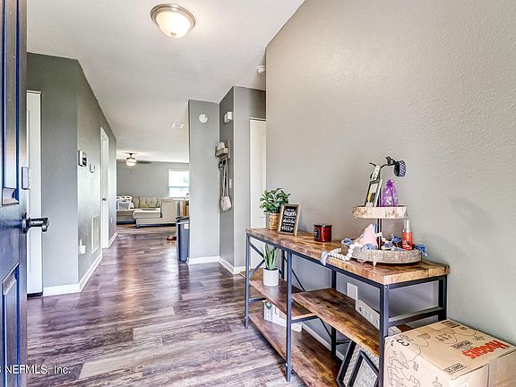 3rd image of 6794 HANFORD Street