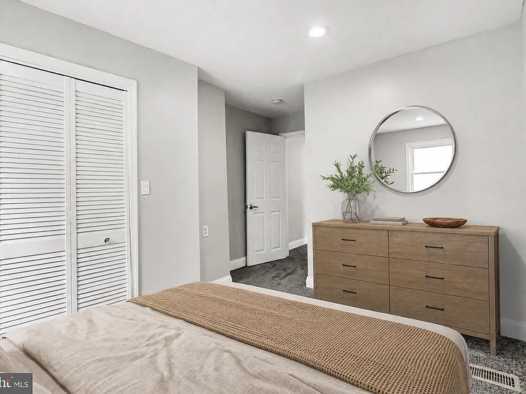2238 Oakford St — Photo 19