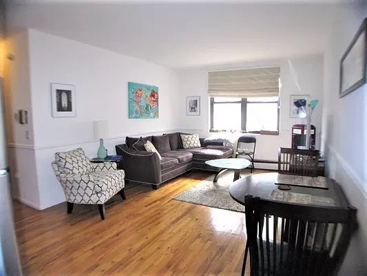 3rd image of 229 E 29th St APT 3O
