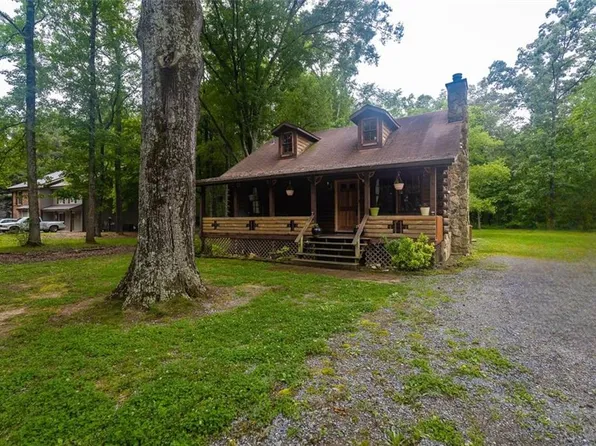 218 Green Acre Ln, Cartersville, GA 30121