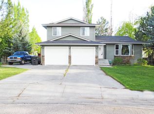 395 E Racquet Pl, Ammon, ID 83406