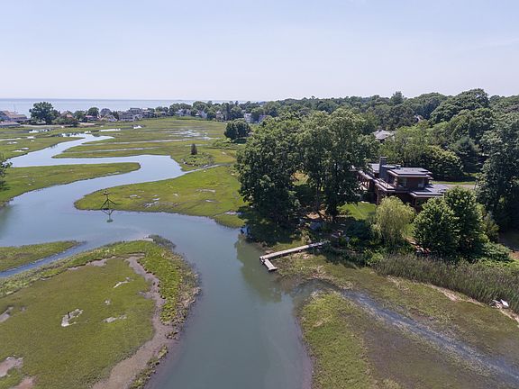 3rd image of 41 Fence Creek Dr