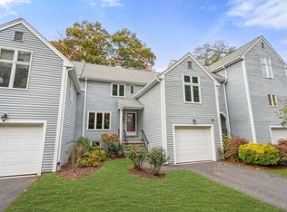 305-305D Winchester St, Newton Highlands, MA 02461