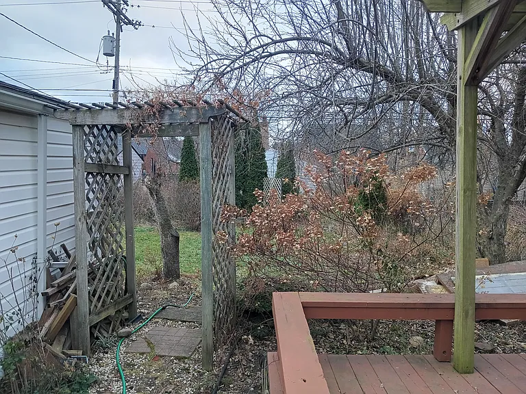 1649 Hollywood St — Photo 28