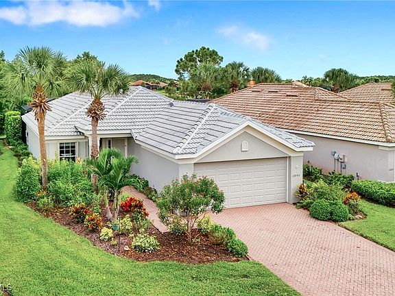2nd image of 10055 Oakhurst Way