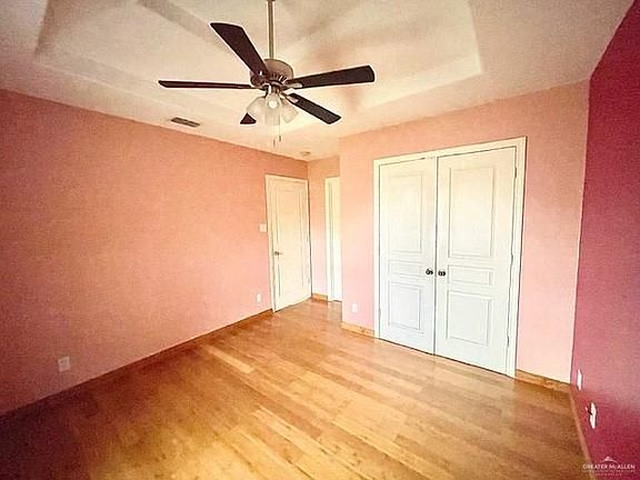 4th image of 3740 Frontier Dr