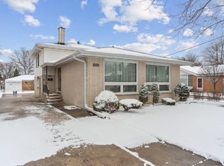 10551 Windsor Dr, Westchester, IL