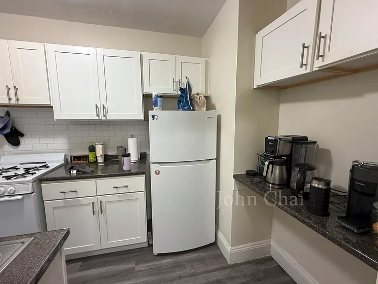 120 Washington St #1 — Photo 23