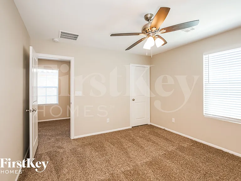 1232 Carved Terrace Ave — Photo 11