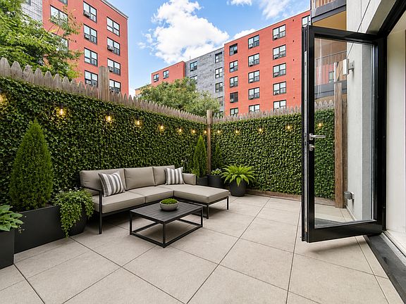 5th image of 44 E 132nd St #2B