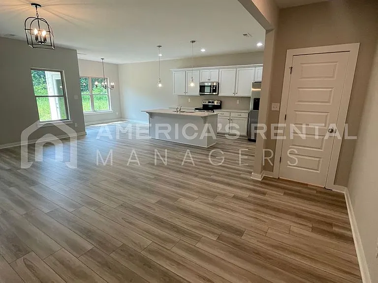 130 Flintlock Way — Photo 4