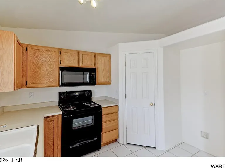 1100 McCulloch Blvd S — Photo 7