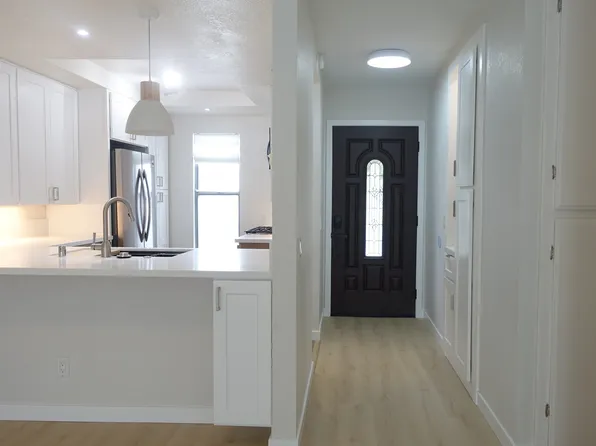 1601 Wintergreen Ln Unit E, Corona, CA 92879