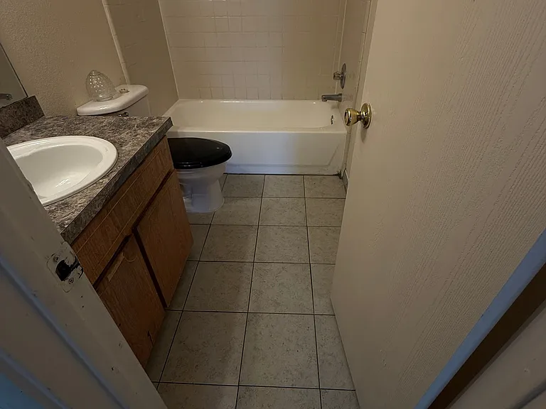 4104 Gus Dr — Photo 22