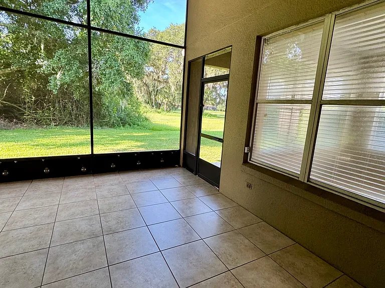 2112 Bunker View Ct — Photo 30