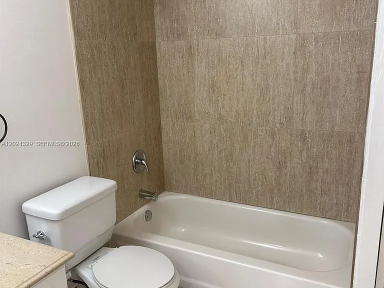 11090 Baybreeze Way — Photo 17