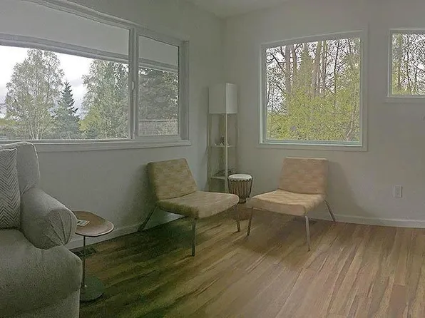 4033 Brentwood Cir, Anchorage, AK 99502