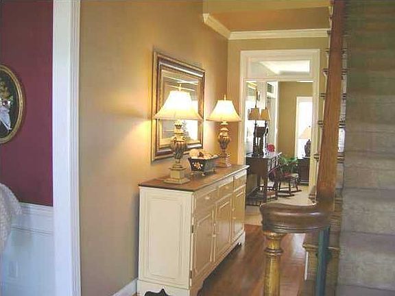 2nd image of 7034 Arbor Ln