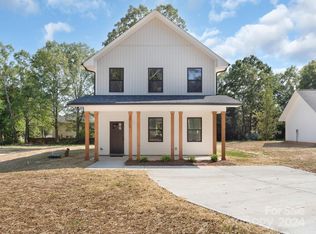 3915 Privette Rd, Matthews, NC 28104